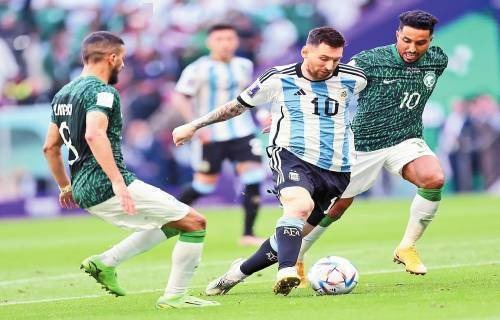 炸金花不是一把定成败（炸金花并非一局定胜负）